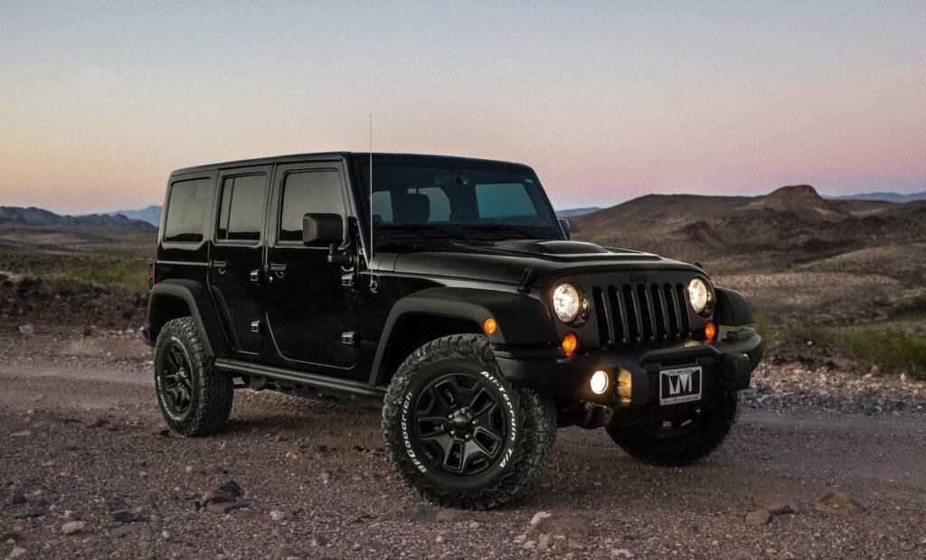 black Jeep Wrangler: Best Cars for Mountain Driving - sTechPedia